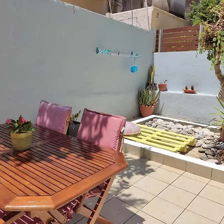 Pomegranate Apartment Heraklion (Crete)